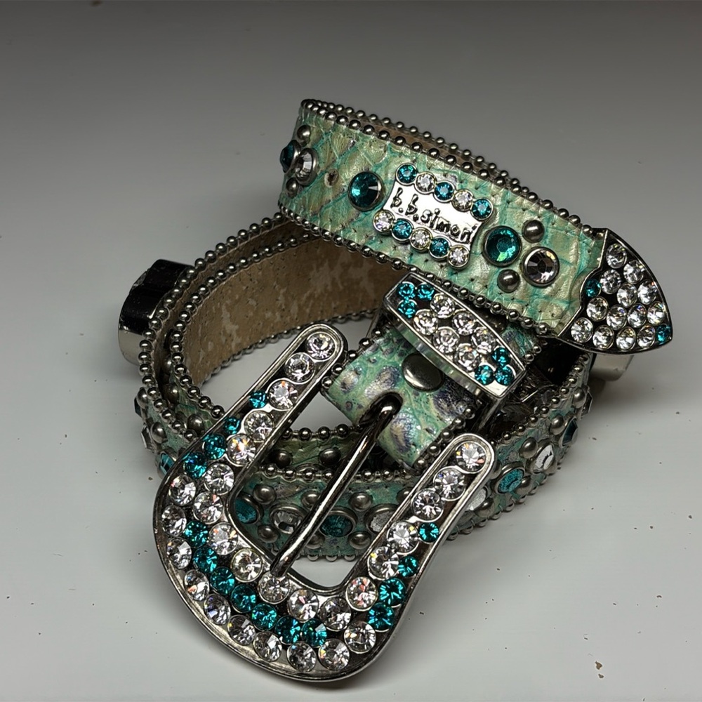 BB SIMON BELT IN TEAL BLUE KIARA VERSION